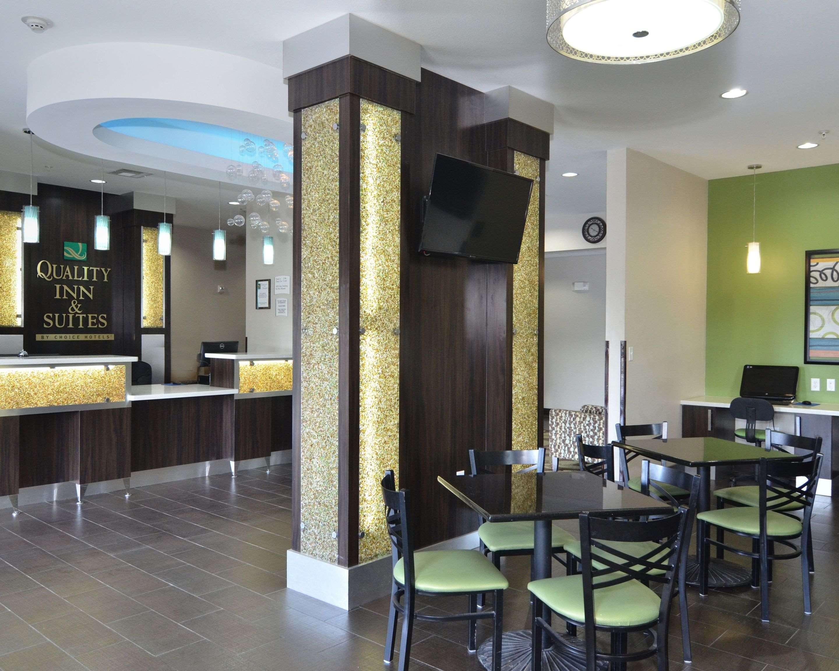 Quality Inn & Suites Kenedy - Karnes City Exterior foto