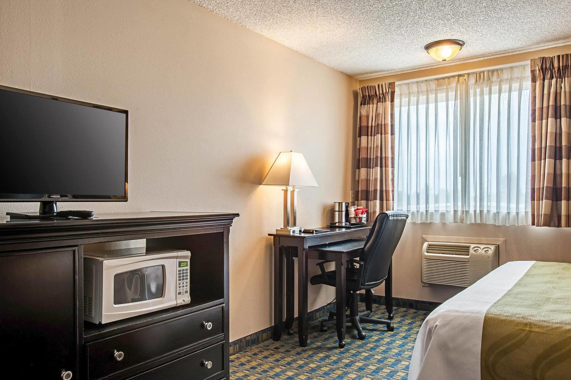 Quality Inn & Suites Kenedy - Karnes City Exterior foto