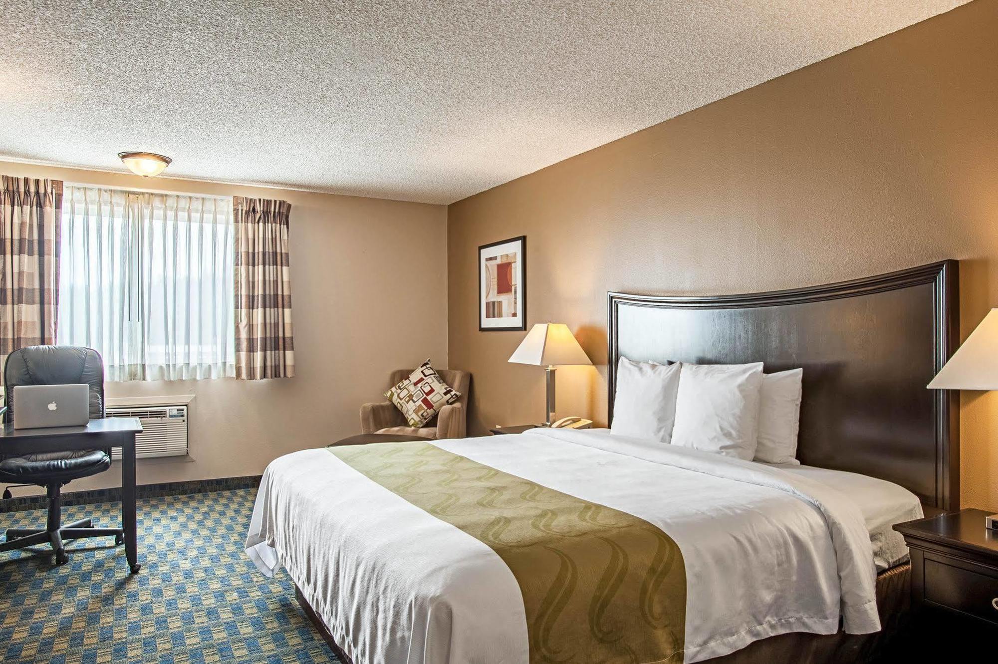 Quality Inn & Suites Kenedy - Karnes City Exterior foto